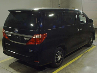 TOYOTA ALPHARD 2013