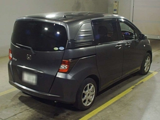 HONDA FREED 2010