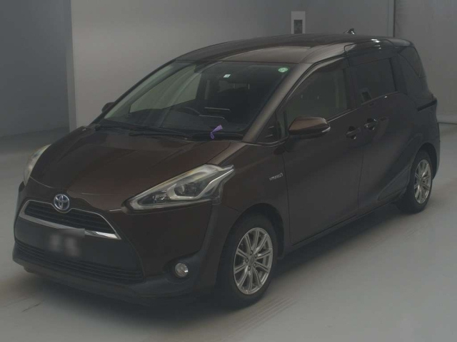 TOYOTA SIENTA 2016