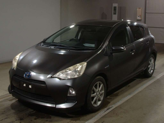 TOYOTA AQUA 2012