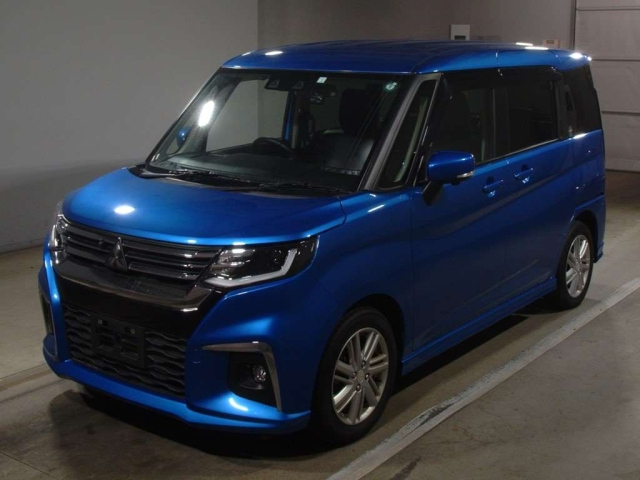 MITSUBISHI DELICA D2 2023