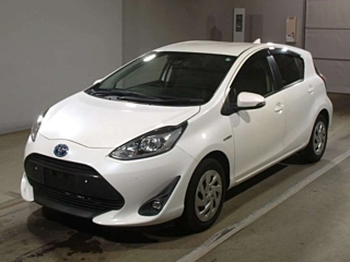 TOYOTA AQUA 2018