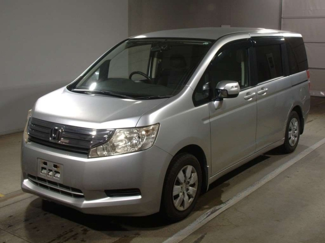 HONDA STEP WAGON 2010