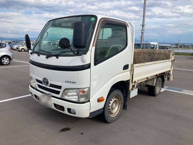 TOYOTA DYNA 2013