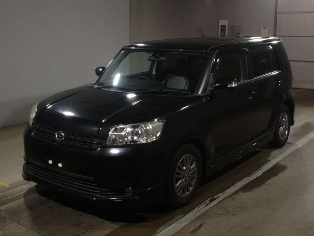 TOYOTA COROLLA RUMION 2012