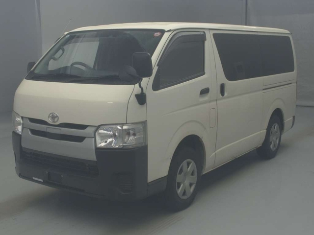 TOYOTA REGIUS ACE VAN