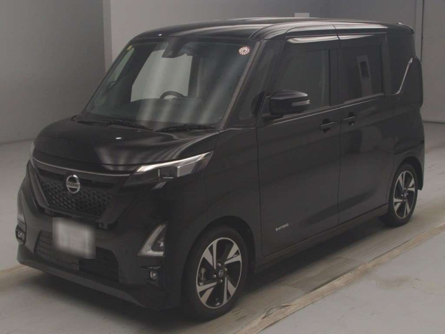 NISSAN ROOX 2020