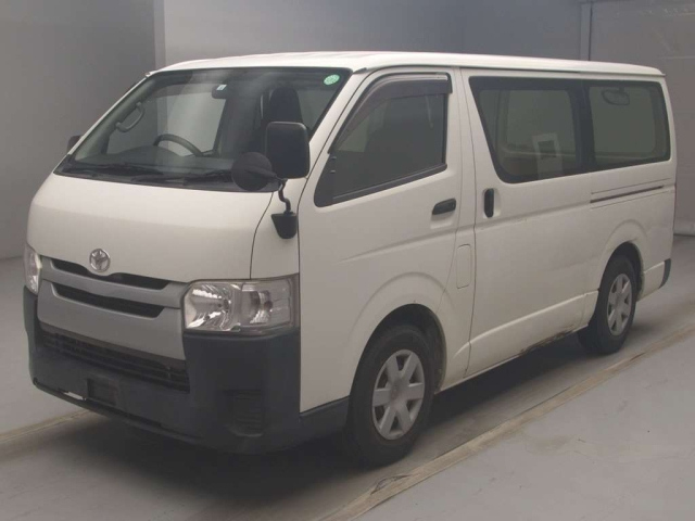 TOYOTA REGIUS ACE VAN