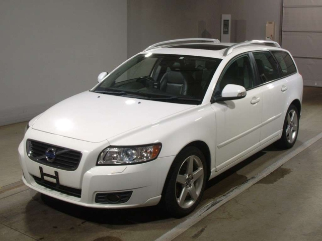 VOLVO V50 2012