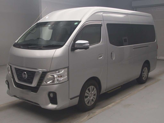 NISSAN CARAVAN 2018