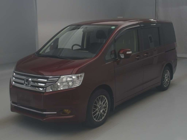 HONDA STEP WAGON 2015