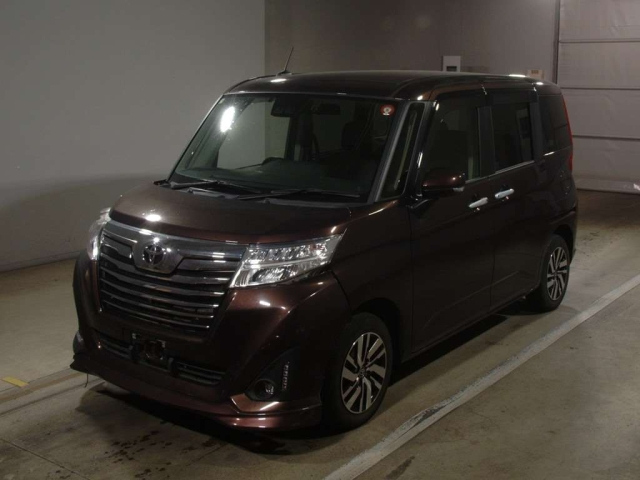 TOYOTA ROOMY 2020