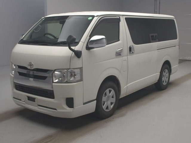 TOYOTA REGIUS ACE VAN