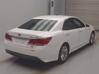 TOYOTA CROWN 2013