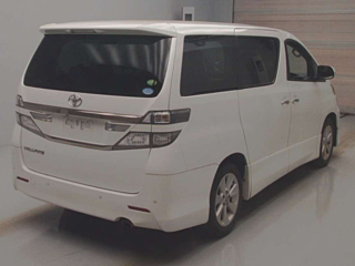 TOYOTA VELLFIRE 2013