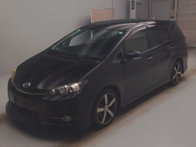 TOYOTA WISH 2014