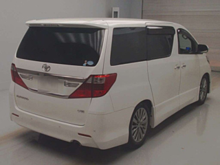TOYOTA ALPHARD 2013