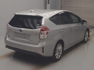 TOYOTA PRIUS ALPHA 2016