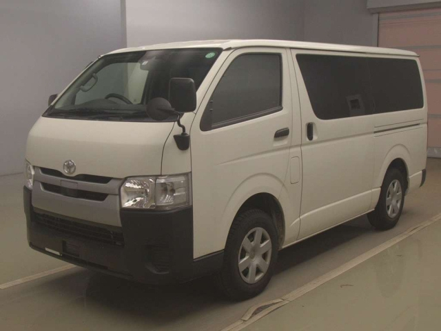 TOYOTA REGIUS ACE VAN