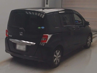 HONDA FREED 2015