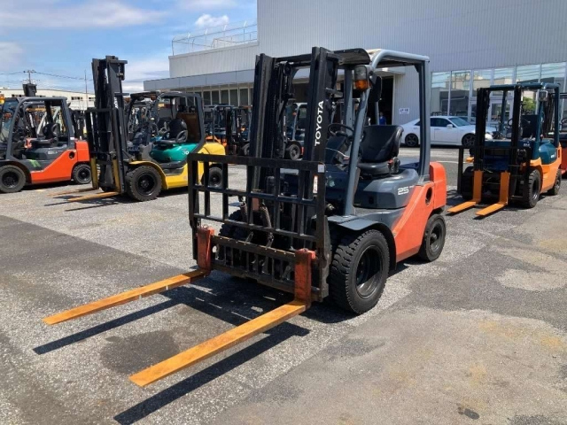 TOYOTA FORKLIFT 2010
