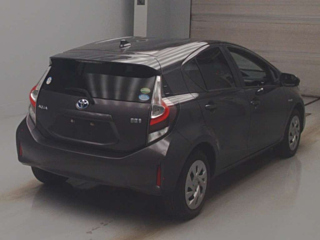 TOYOTA AQUA 2019