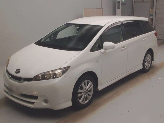 TOYOTA WISH 2010