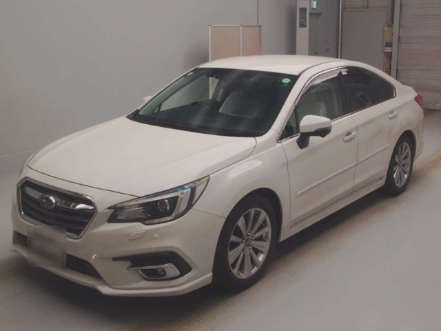 SUBARU LEGACY B4 2017