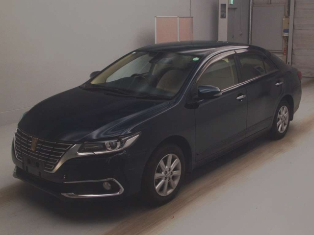 TOYOTA PREMIO 2019