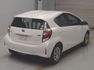 TOYOTA AQUA 2020