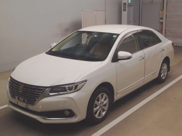 TOYOTA PREMIO 2020