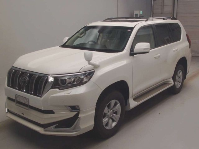 TOYOTA LAND CRUISER PRADO 2023