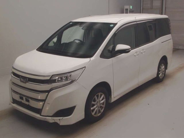 TOYOTA NOAH 2019