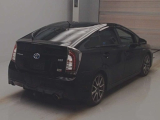 TOYOTA PRIUS 2012