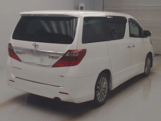 TOYOTA ALPHARD 2013
