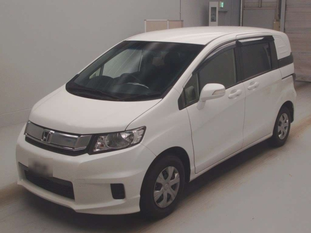 HONDA FREED 2015