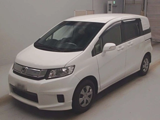 HONDA FREED 2015