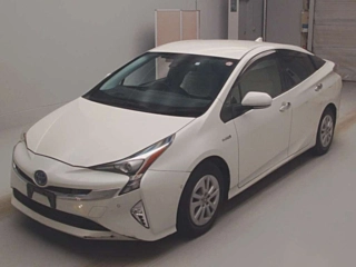 TOYOTA PRIUS 2016