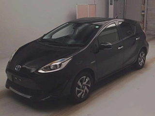 TOYOTA AQUA 2020