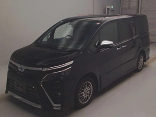 TOYOTA VOXY 2020