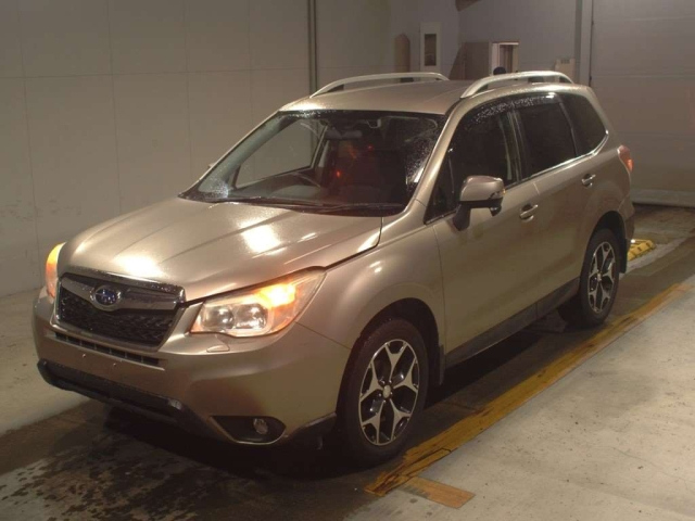 SUBARU FORESTER 2014