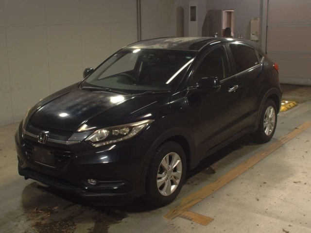 HONDA VEZEL 2013