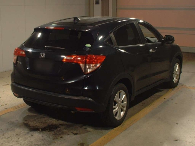 HONDA VEZEL 2013