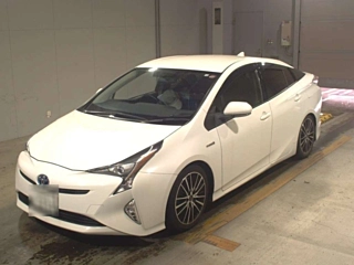 TOYOTA PRIUS 2016