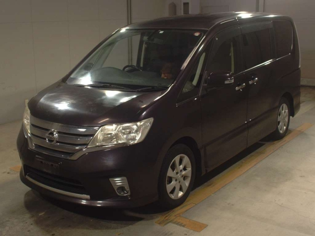 NISSAN SERENA