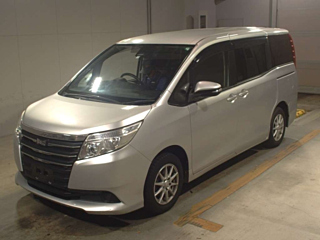 TOYOTA NOAH 2016