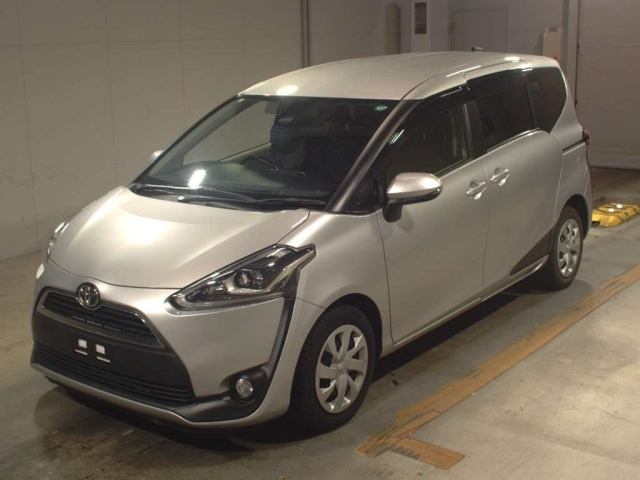 TOYOTA SIENTA 2017