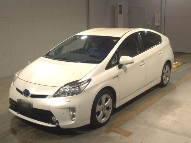 TOYOTA PRIUS 2012