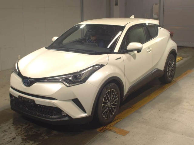TOYOTA C-HR 2019