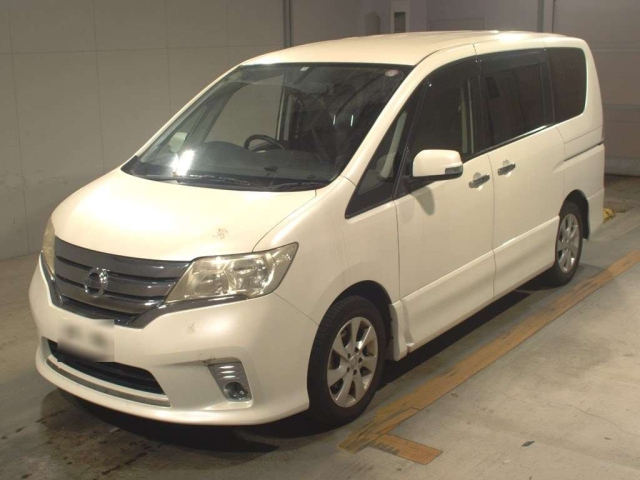 NISSAN SERENA 2011
